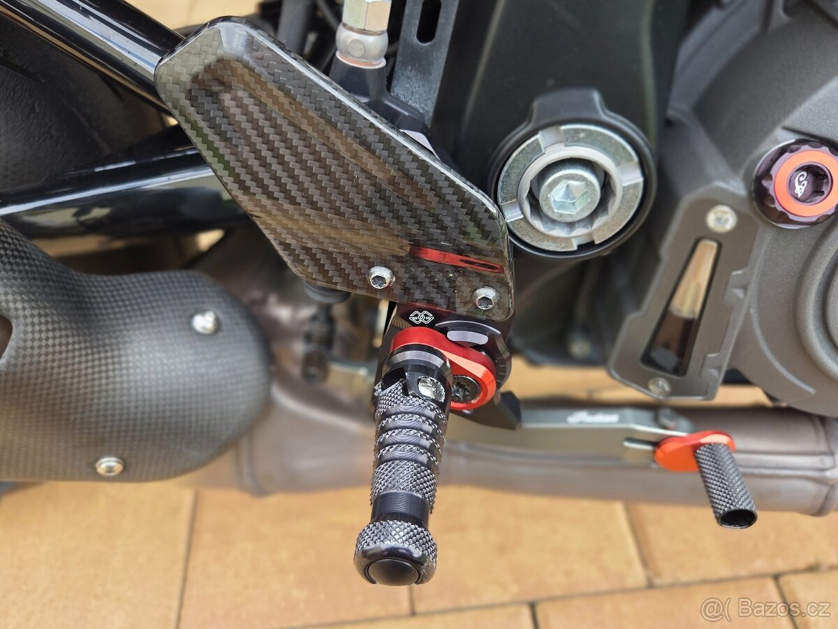 Indian FTR 1200 S - 16