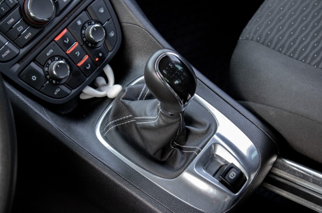 Opel Meriva 1.4 turbo Drive MT/6 - 16