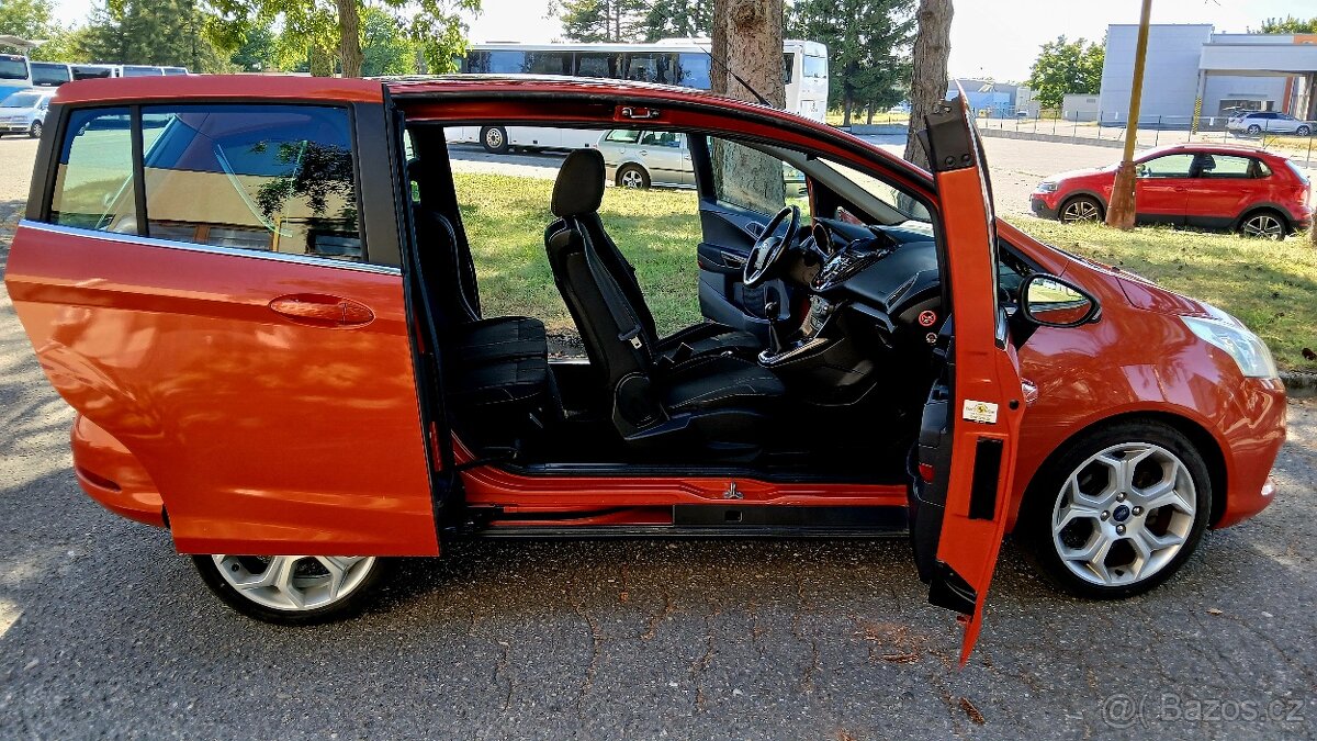 B-MAX 1.6 TDCi,70Kw,Výborný stav. - 16