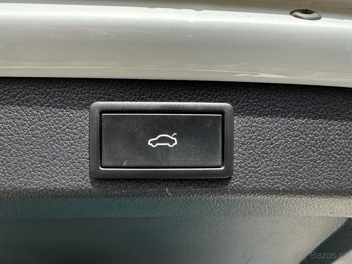 Škoda Superb 2.0Tdi 110kw style Dsg 1 majitel 2021 - 16