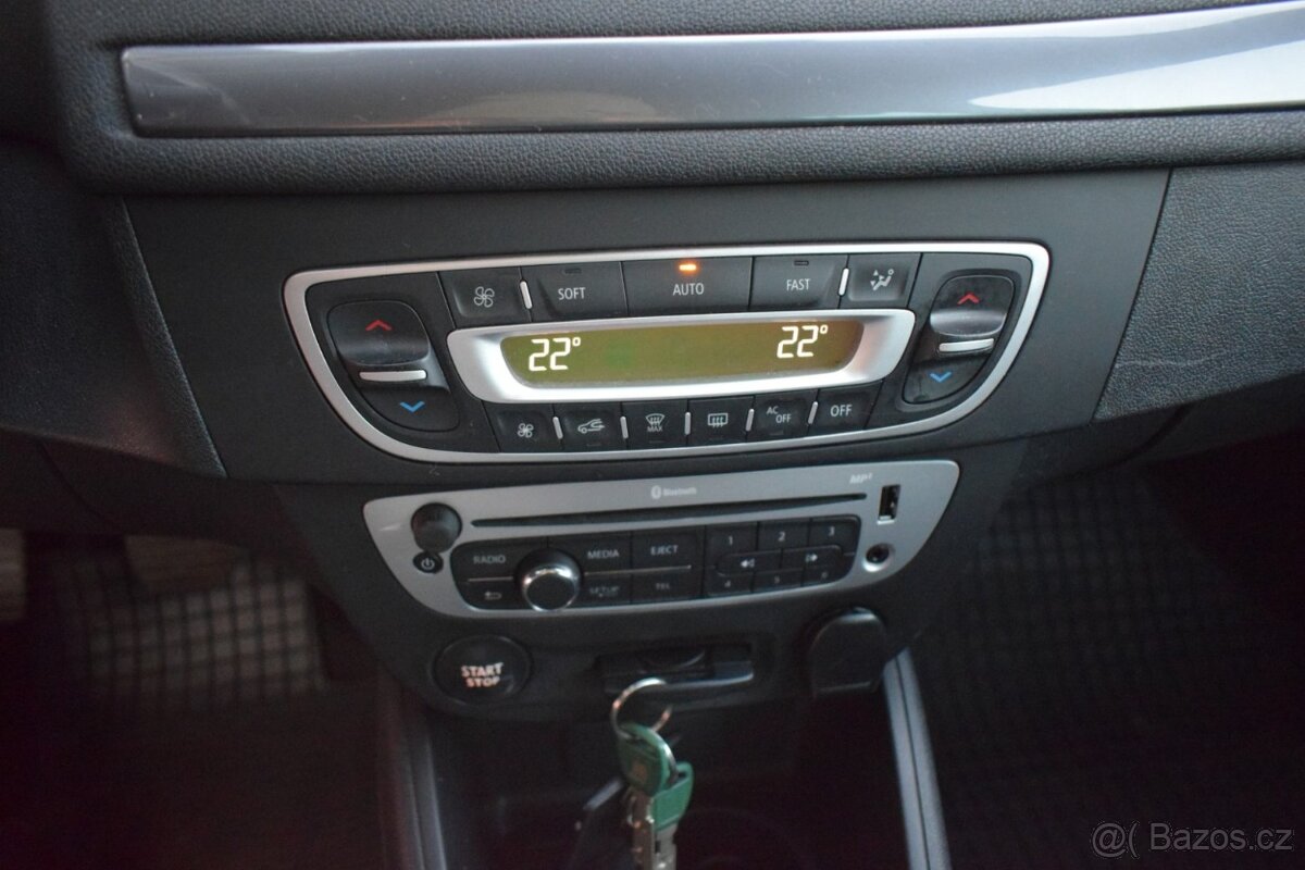 Renault Mégane KOMBI 1.6i LIMITED/ČR PŮVOD/AC - 16