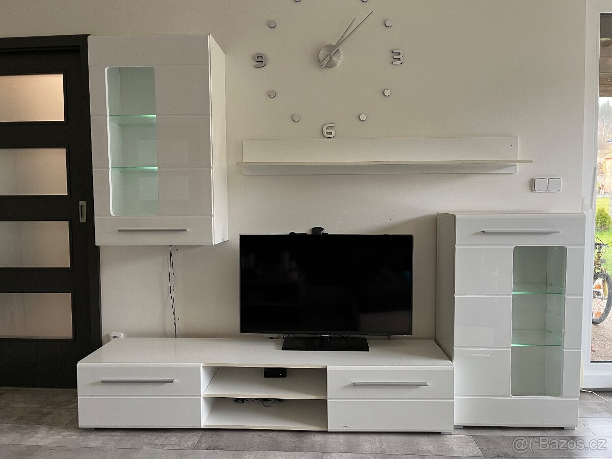 Obývací stěna - 16