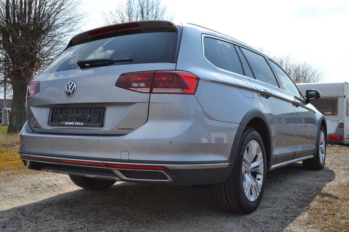 Volkswagen Passat Alltrack 2.0 TDI DSG 4motion - 16