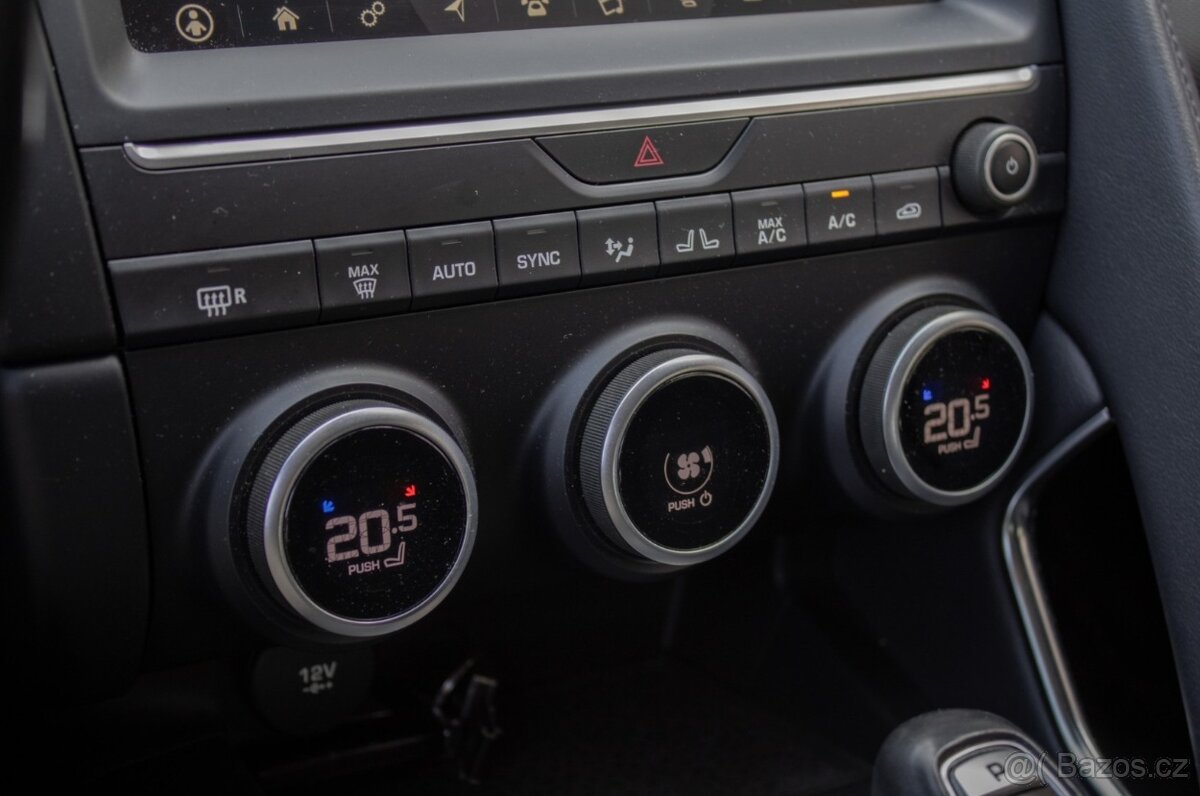 JAGUÁR E-Pace 2.0 I4 Standard AWD A/T - 16