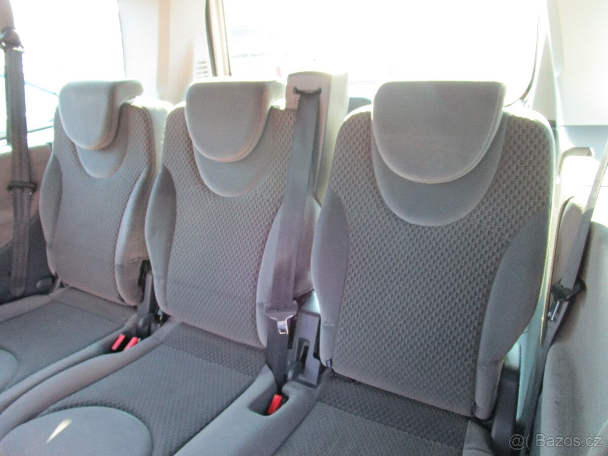 Citroen Jumpy 2.0HDi Multispace Exclusive Long, 8 míst - 16