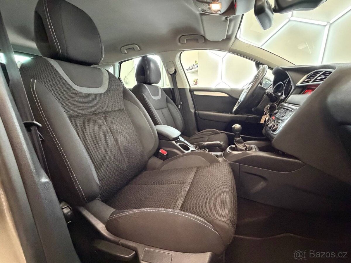 Citroën C4, 1.6 VTi, 88kW, 1.MAJITEL - 16