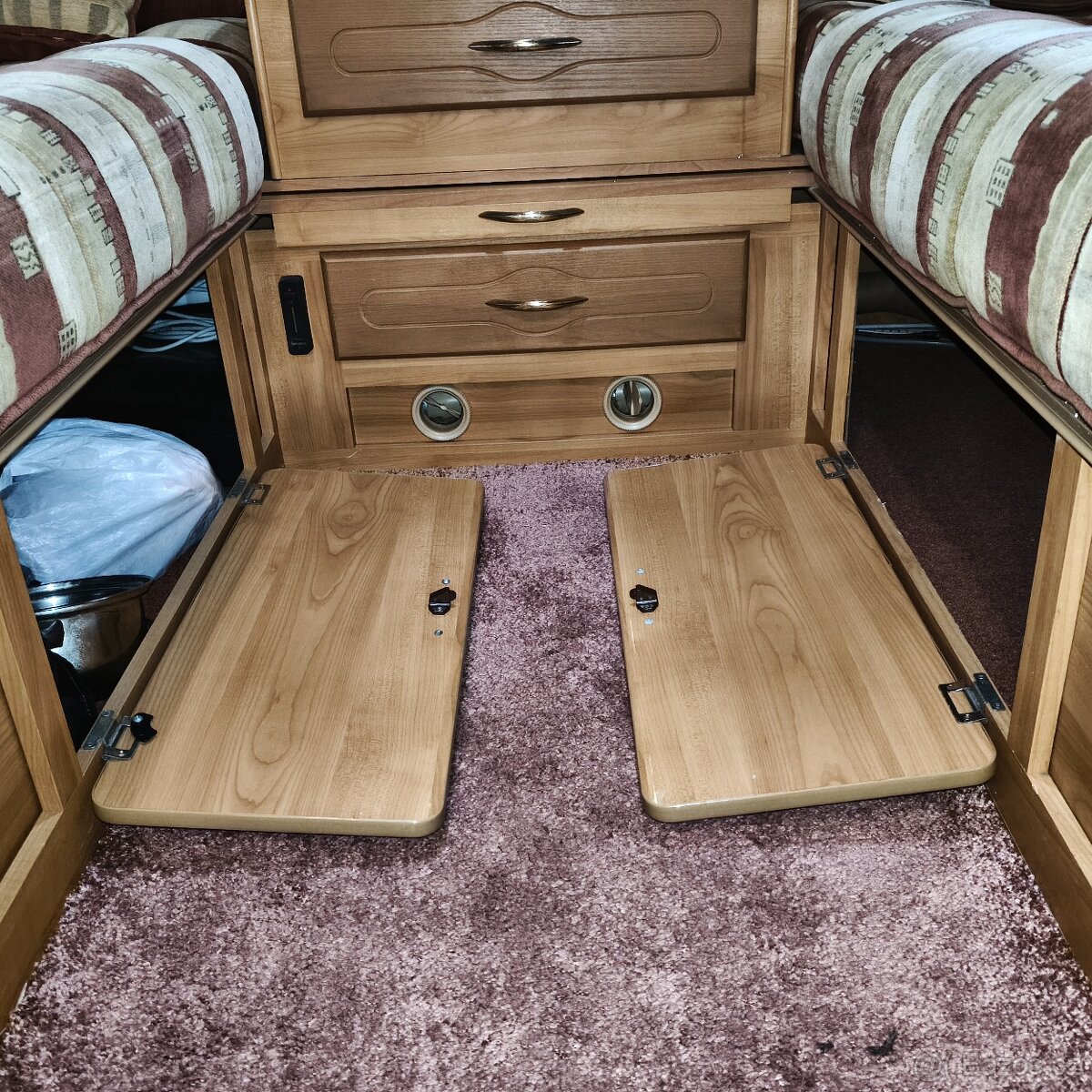 Anglický karavan pro 5 osob - 16