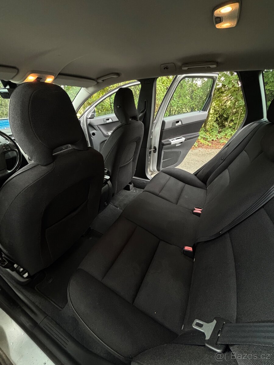 Volvo V50 1.6D - 16