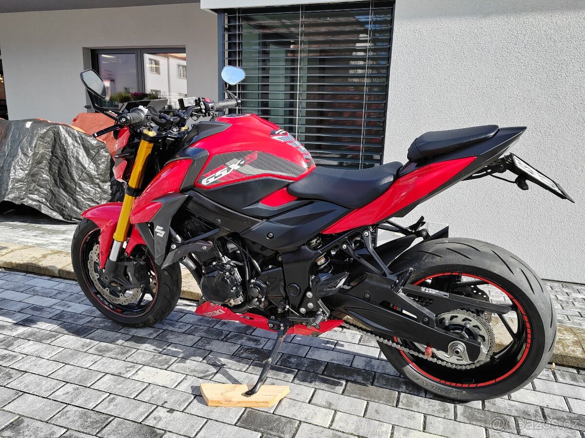 Suzuki gsxs 750 - 16