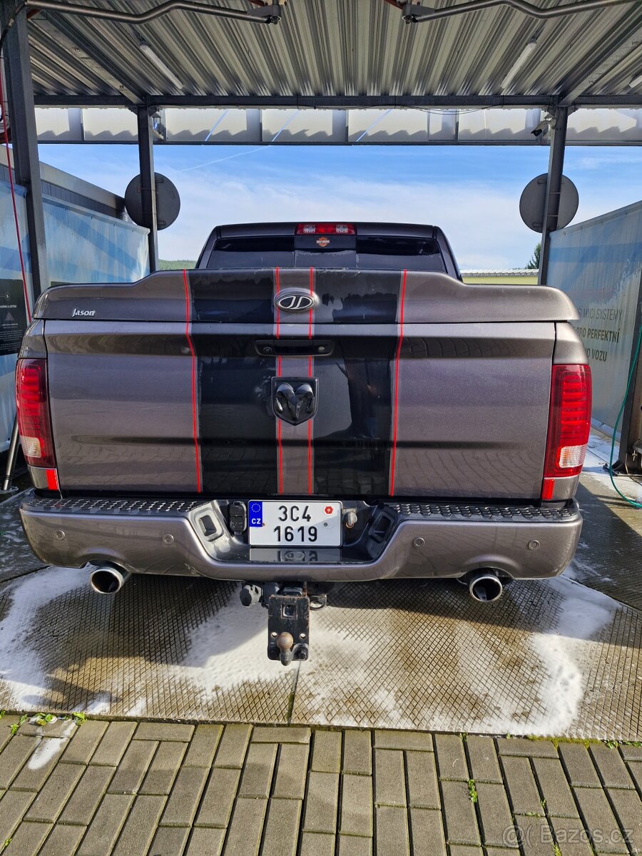 Dodge Ram Sport 5,7 4x4 - 16