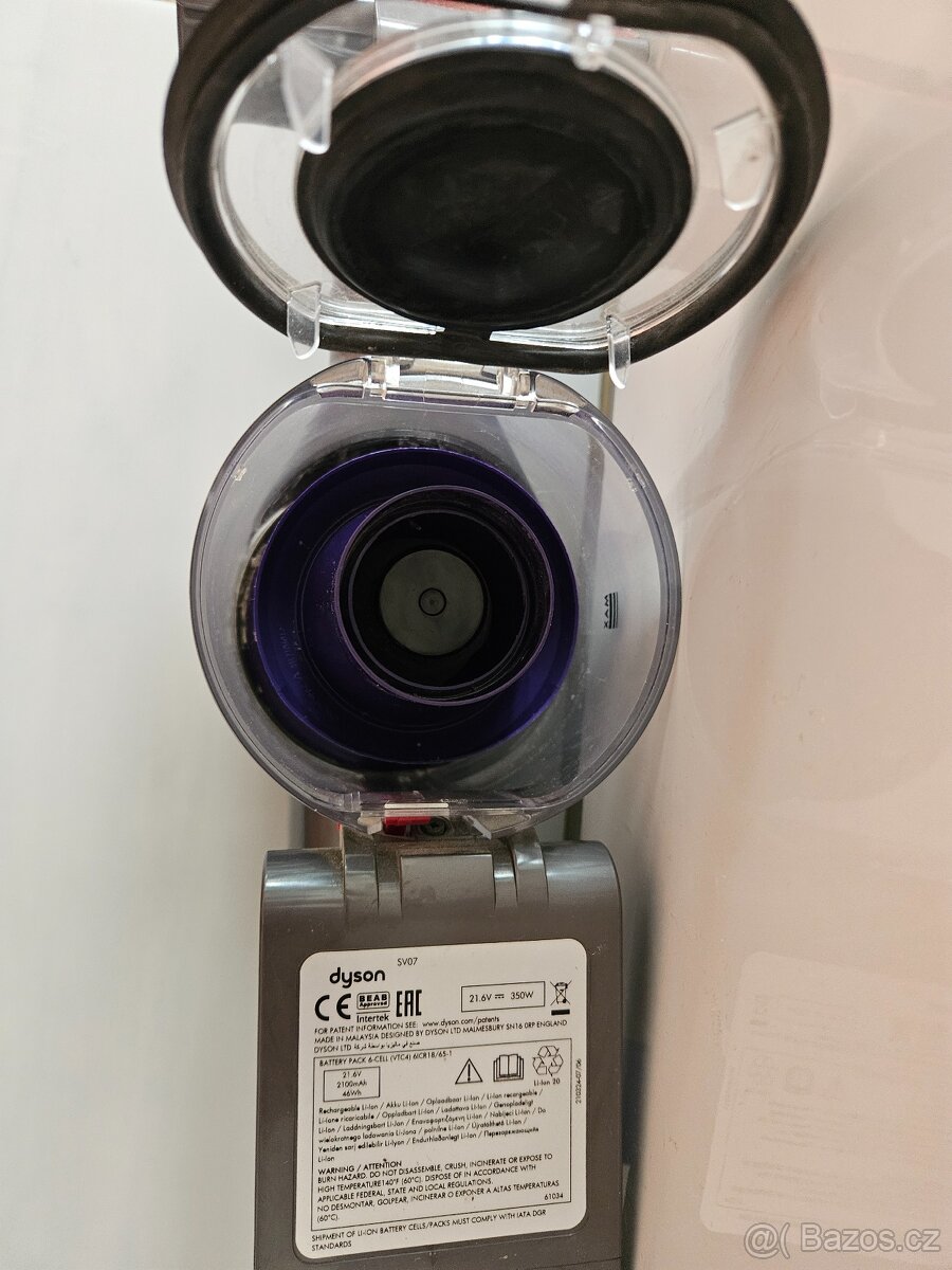 Prodám ruční AKU vysavač Dison - 16