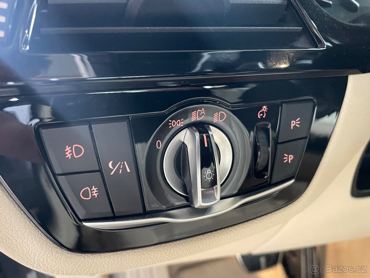BMW 530d G30 výjímečný stav - 16
