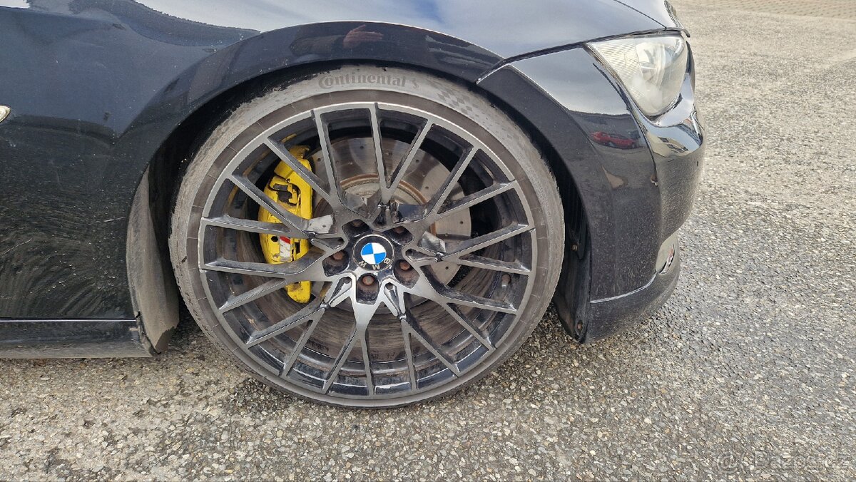 BMW 335 i E92 Sport - 16