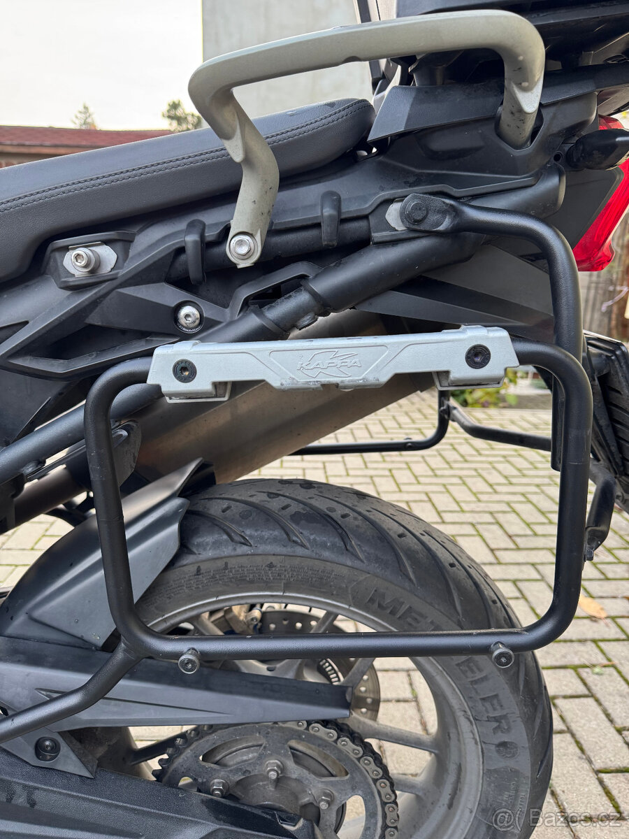 Triumph Tiger 800 2011 - 16