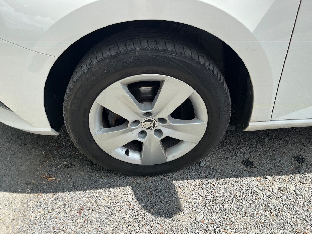 Škoda Fabia 1,0 TSi Serviska, DPH, Senzory - 16