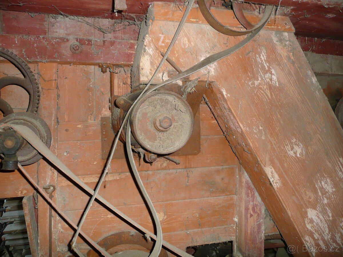 WIKOV historická mlátička - 16