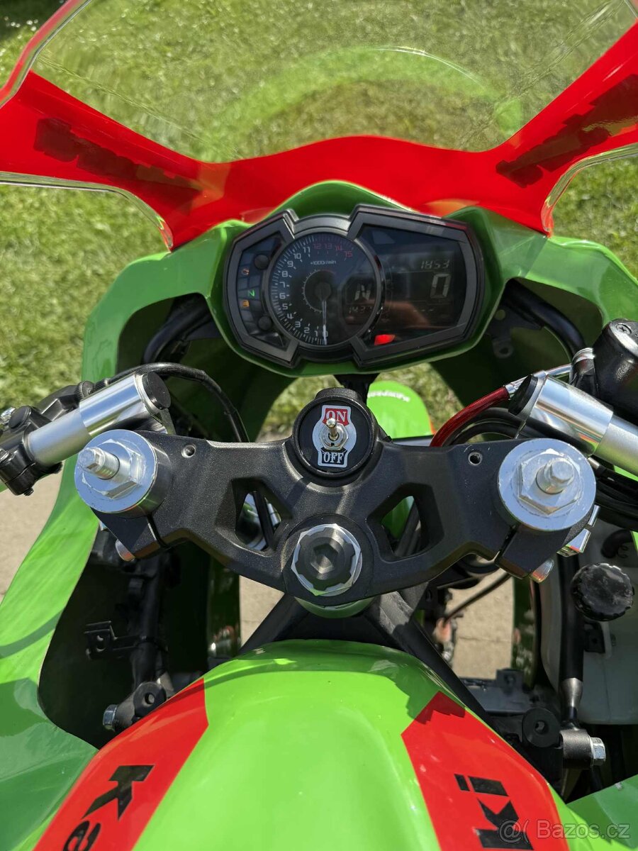 Kawasaki Ninja 400 Okruhovka - 16