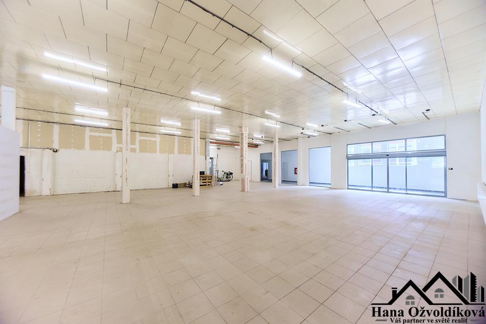 Pronájem obchodního prostoru - 16