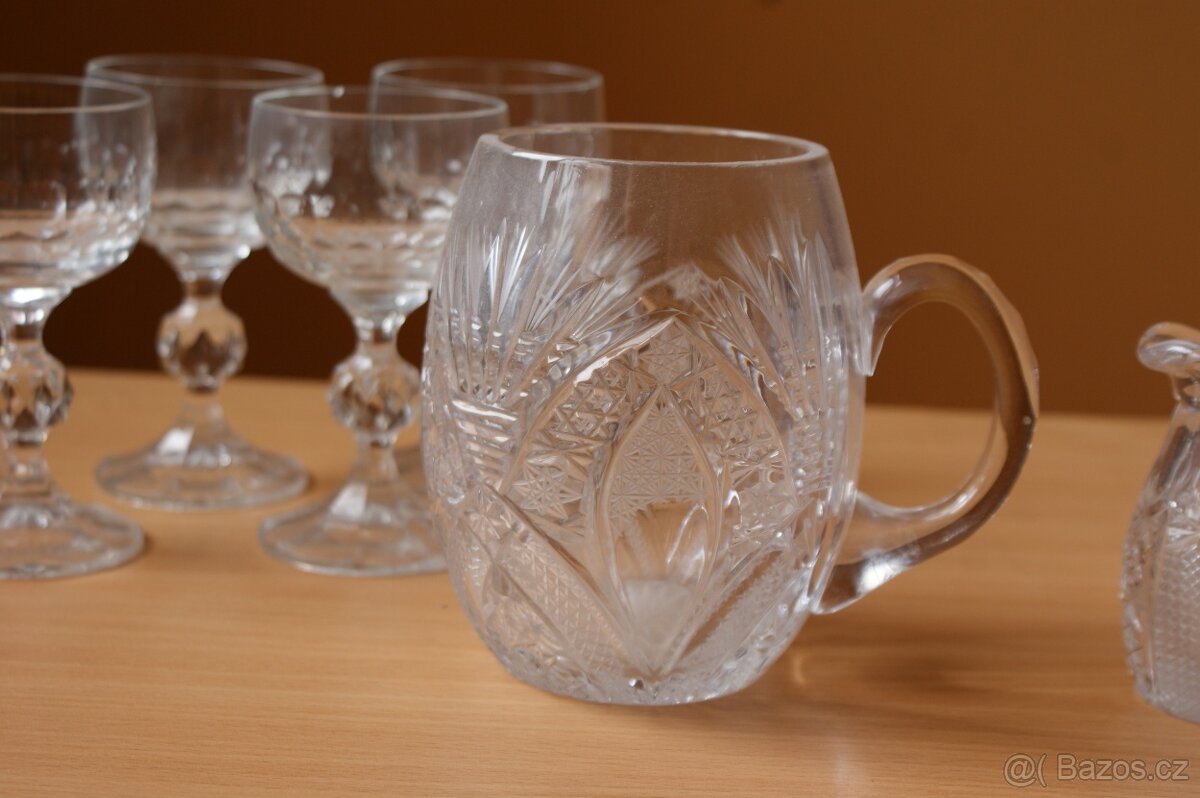 Sklo a porcelán různe prodám prvnich 20fotek - 16