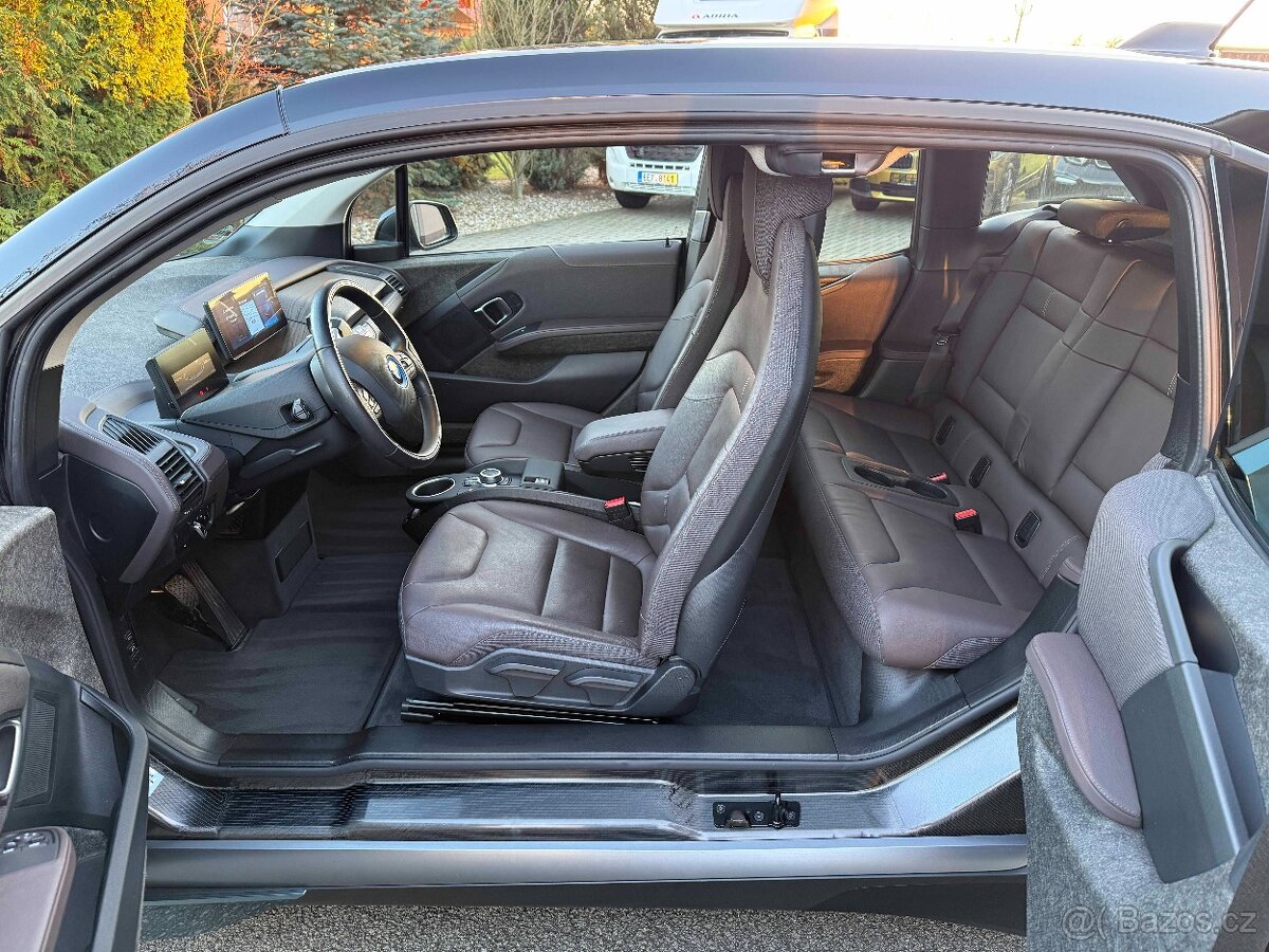 BMW i3 120Ah 2022 PROFI NAVI. KEYLESS, ADAP. LED. KŮŽE - 16