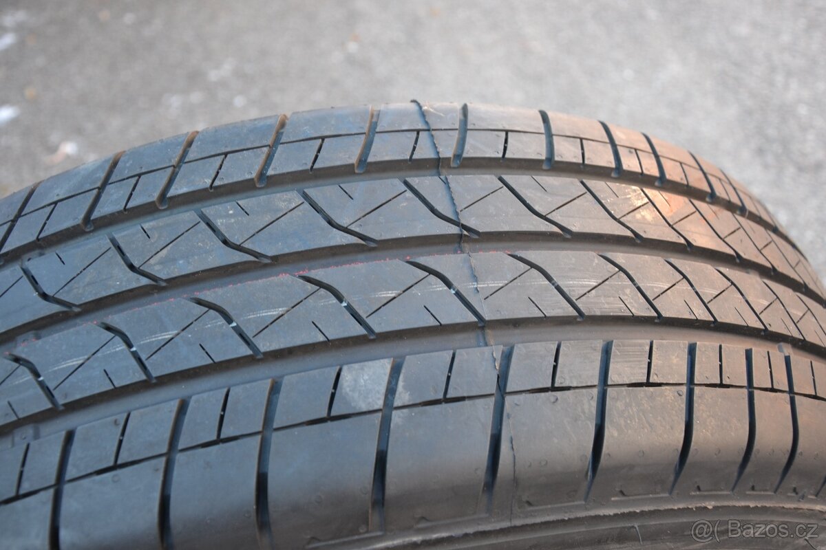 VW T5,T6(6.1) - Sada NOVÝCH letních kol 215/65R16C - 16