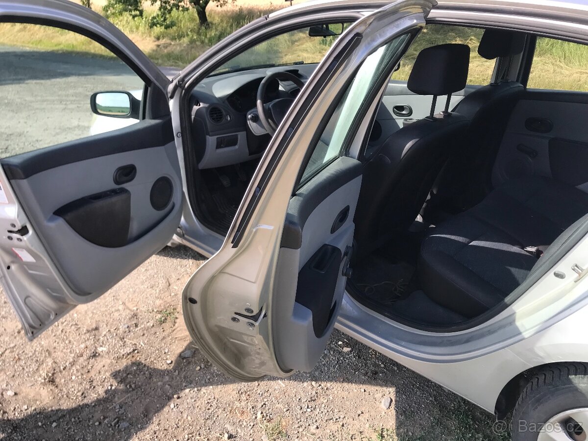 Renault Clio 1.5 dci 50kw - 16