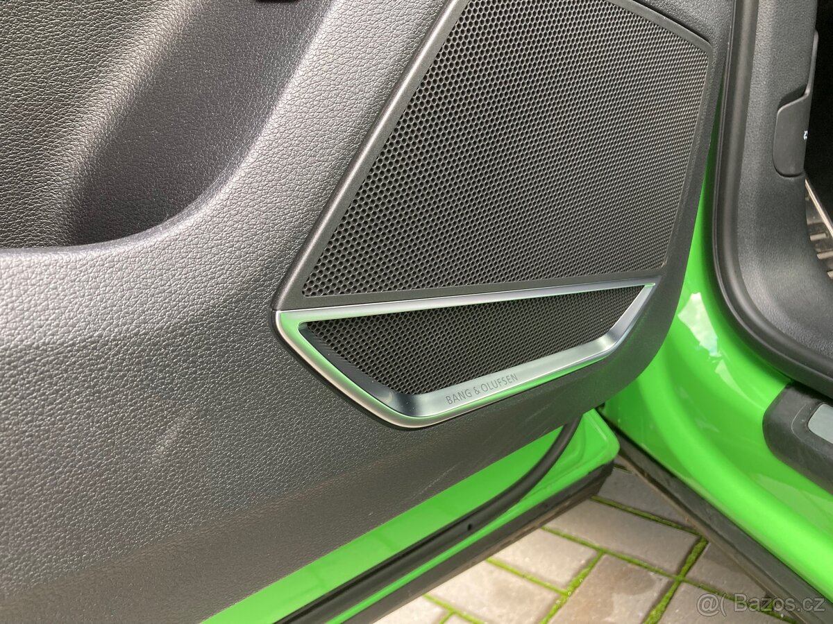 Audi RS Q3 2,5 TFSI 294kw - najeto 26tis km - 16