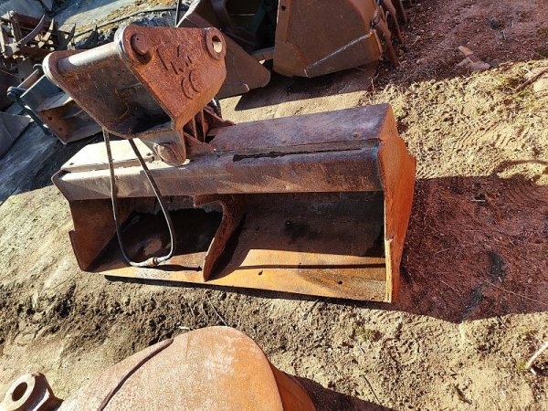 12t kolové rypadlo Liebherr A310 B + příslušenství - 16