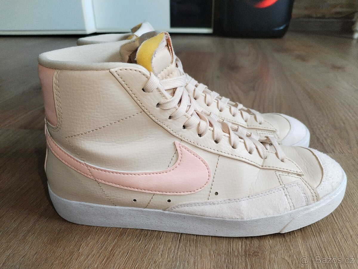 Nike Blazer Mid 77 vel 40,5 - 16