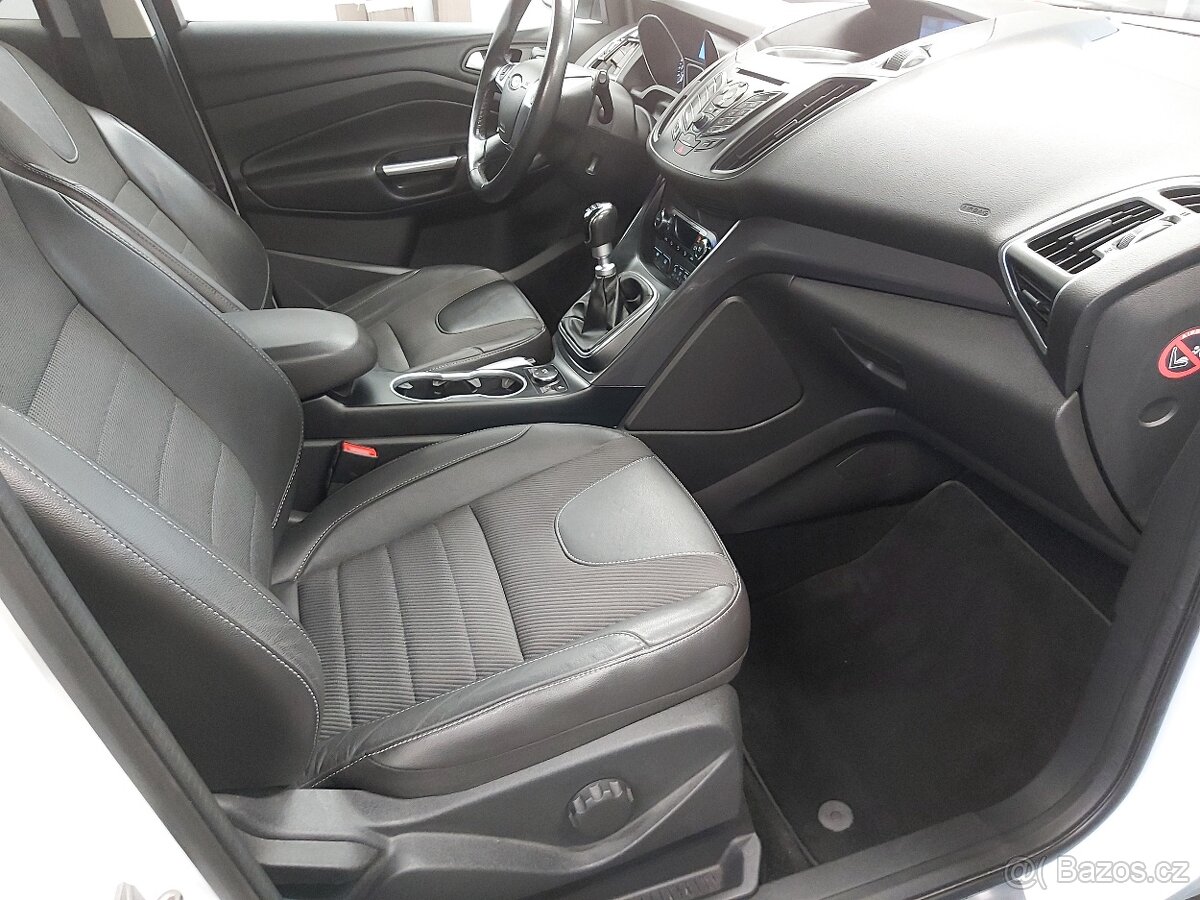 Ford Kuga Titanium 1.5 Ecoboost, 2015, servis Ford - 16