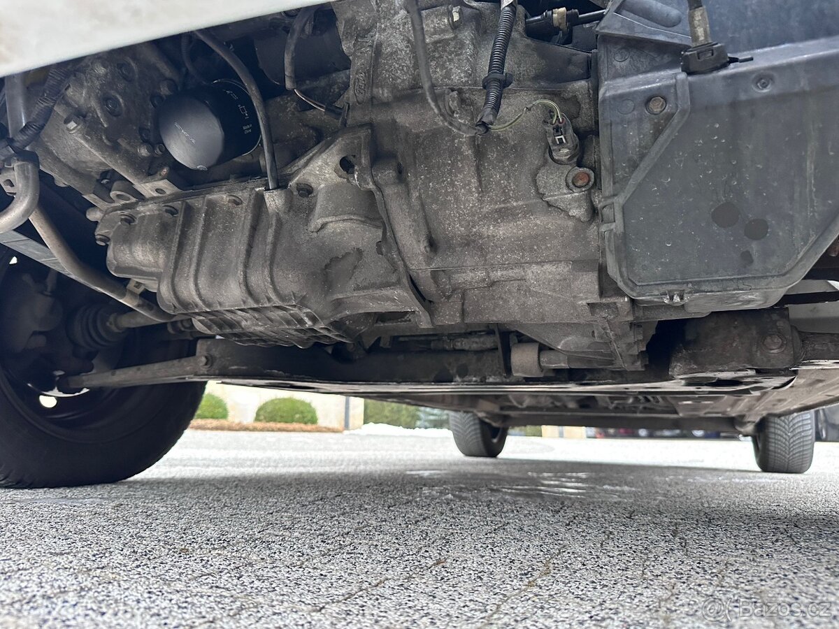 Ford Fusion 1.4i 59 kW Facelift - 16