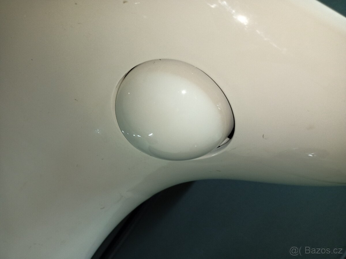 Prodám 4 x krásné výškově stavitelné otáčecí barové židle - 16