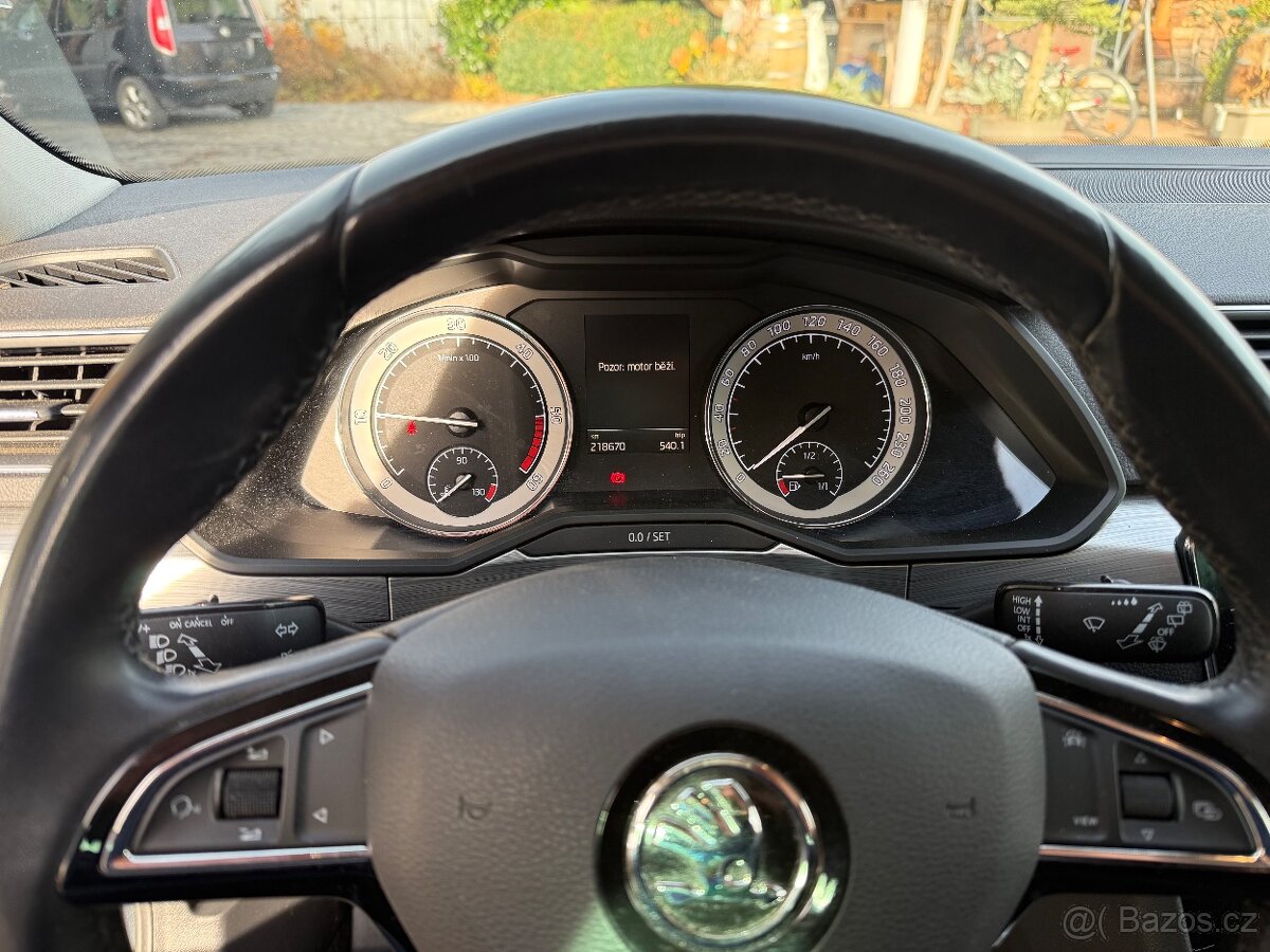 ŠKODA SUPERB KOMBI 2019 2.0TDI AMBITION PLUS FACELIFT - 16