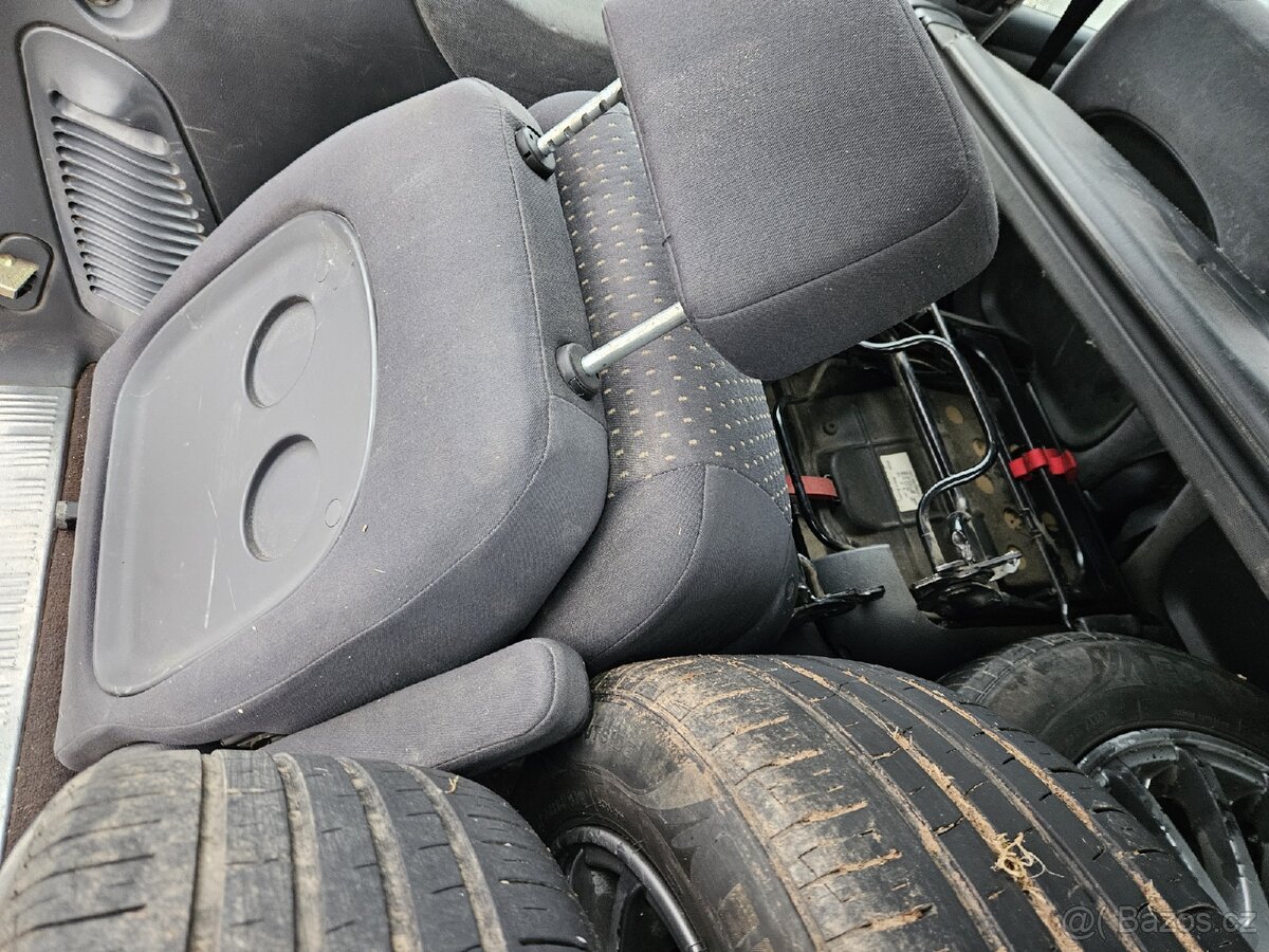 FORD GALAXY 1.9TDI 85KW, 7 MÍST, NOVÁ STK - 16