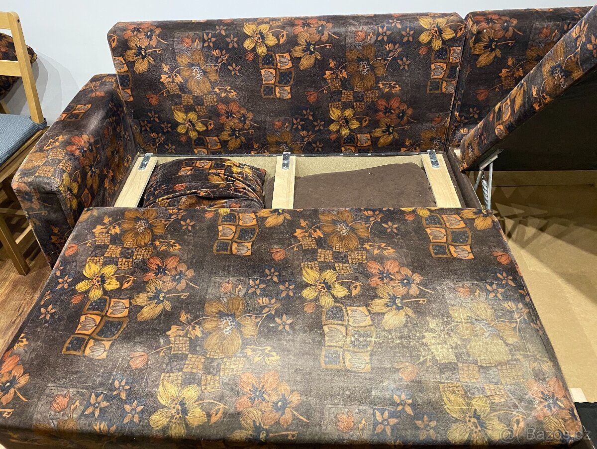 obývací stěna + sedačka + šatní skříň + knihovnička - 16