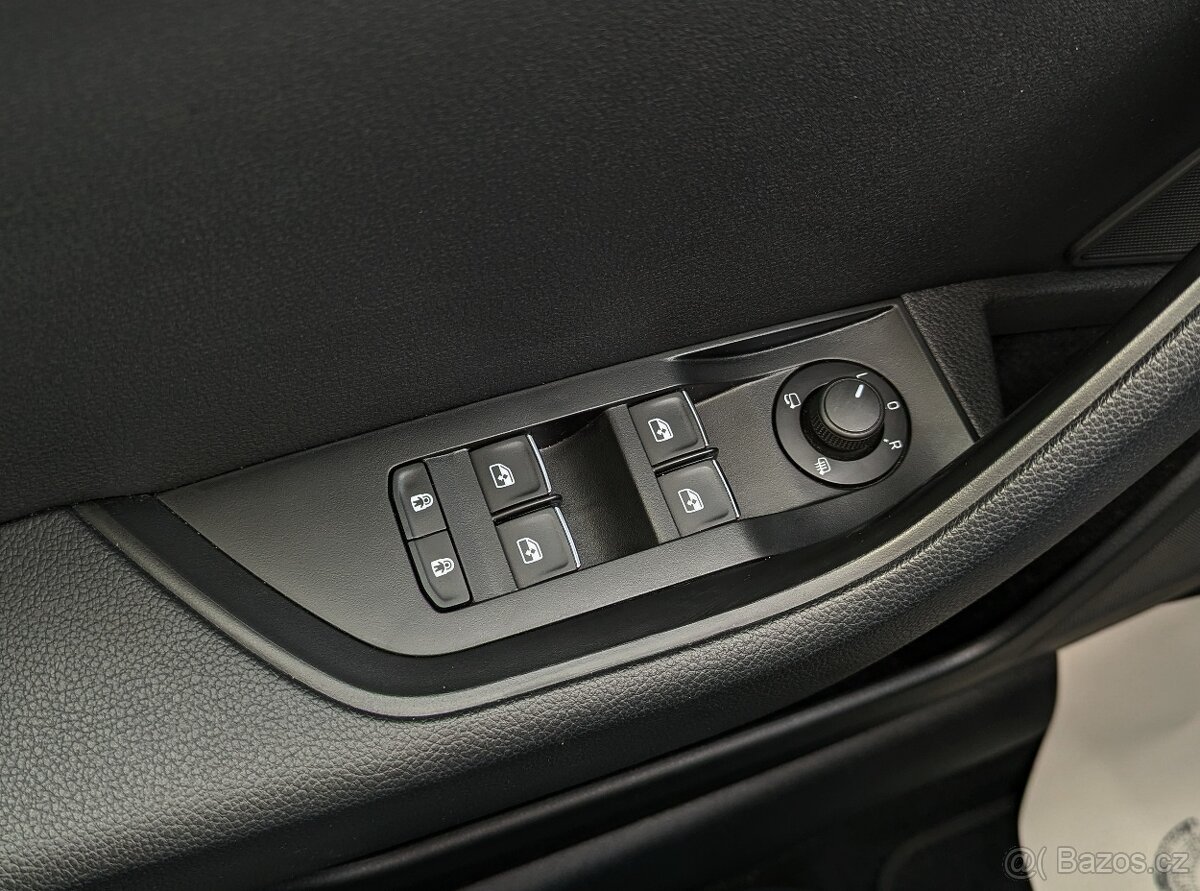 Škoda Superb KOMBI 1.4TSi 110kW DSG STYLE - 16