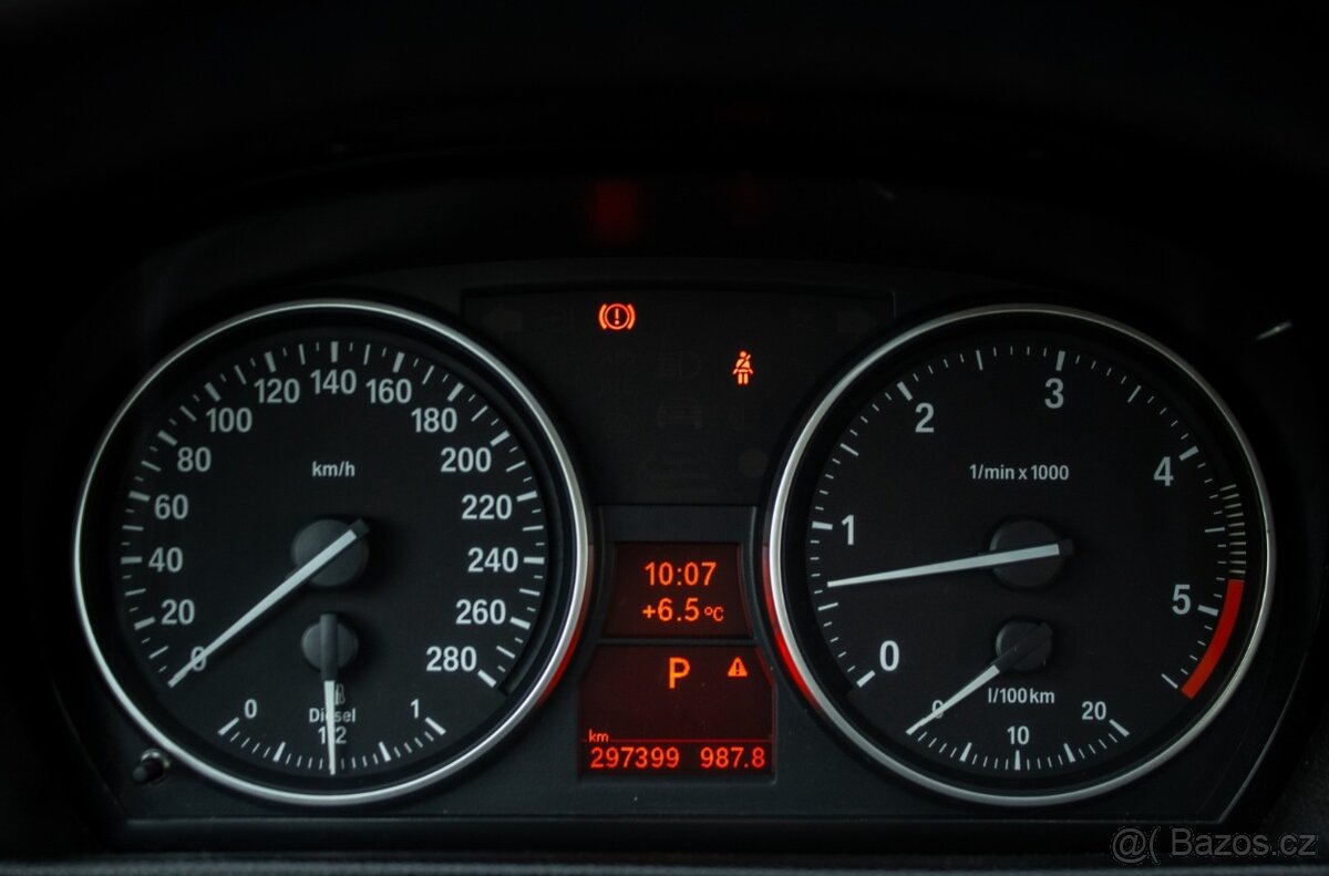 BMW E92 330d xDrive 180kw AT/6 2010 - 16