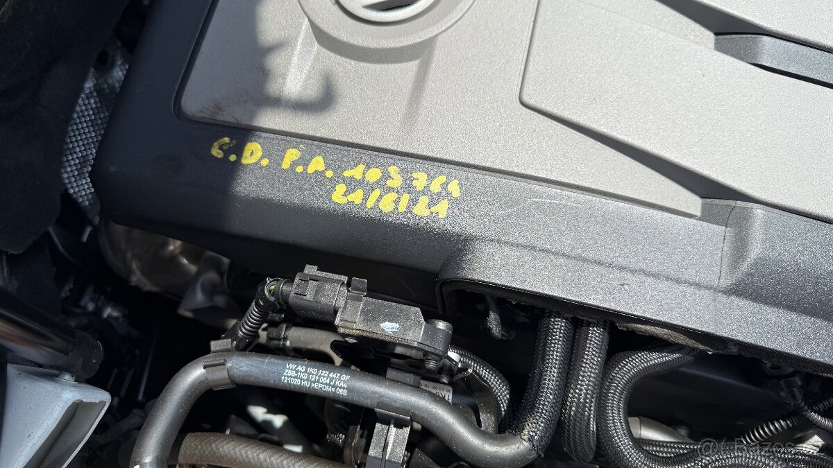 Volkswagen Golf Variant //1.6TDi//77kW//139TKM-SERVIS//1.MAJ - 16