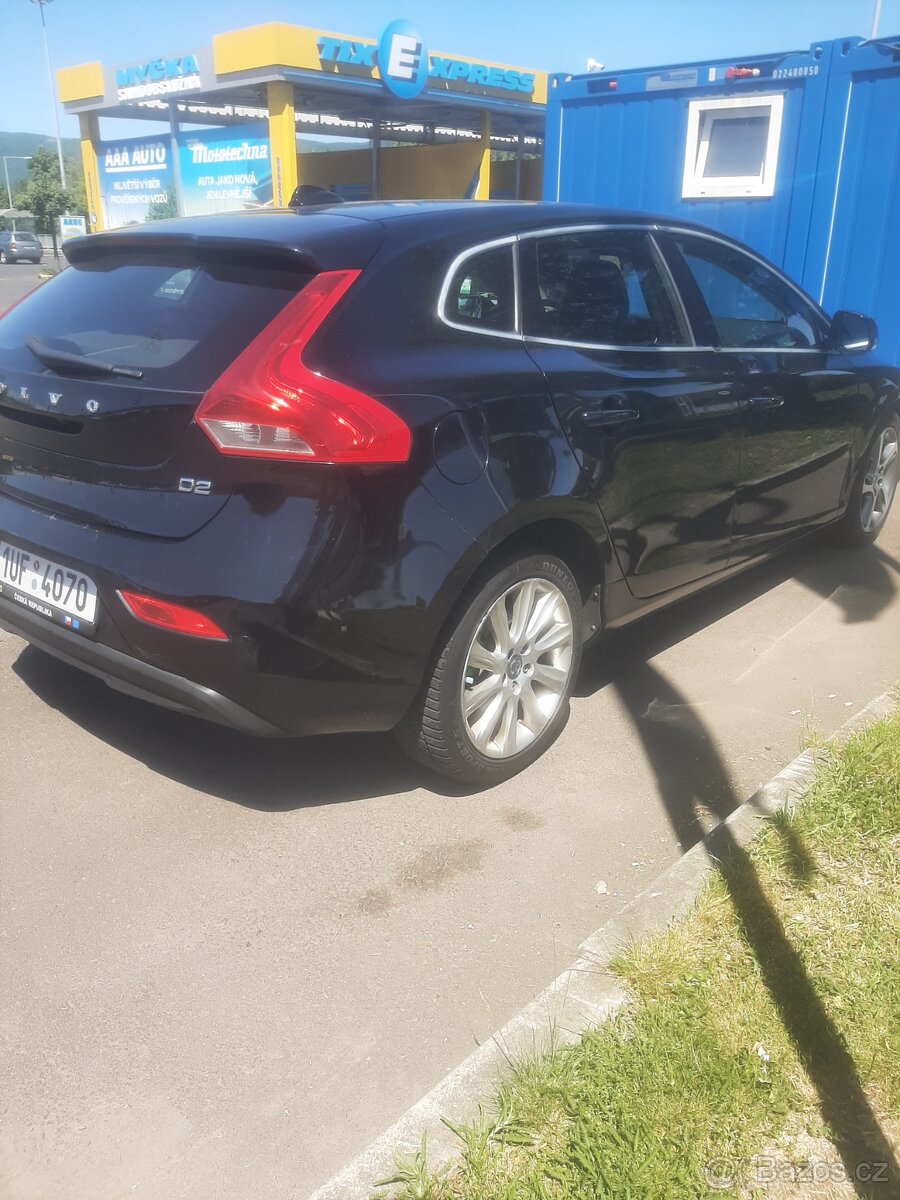Volvo V40 D2 1.6.tdi 83 kw - 16