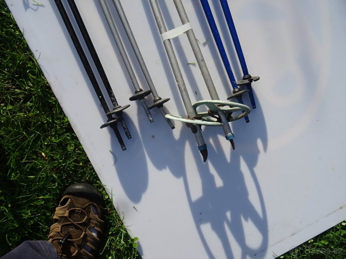 Dětská lyžařská přilba , velikost 48. - 16