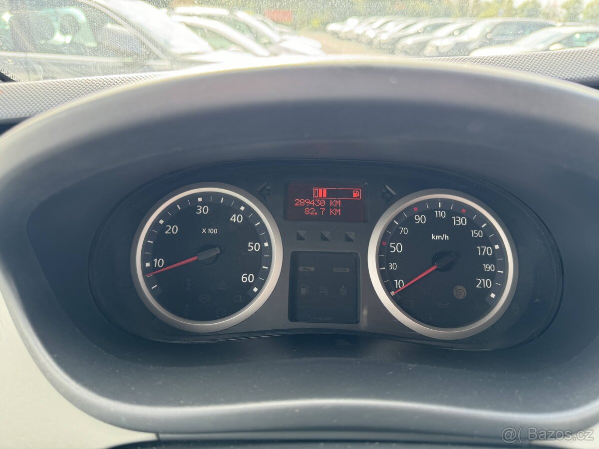 Renault Trafic 2.0 Dci 84 kw 9 míst - 16