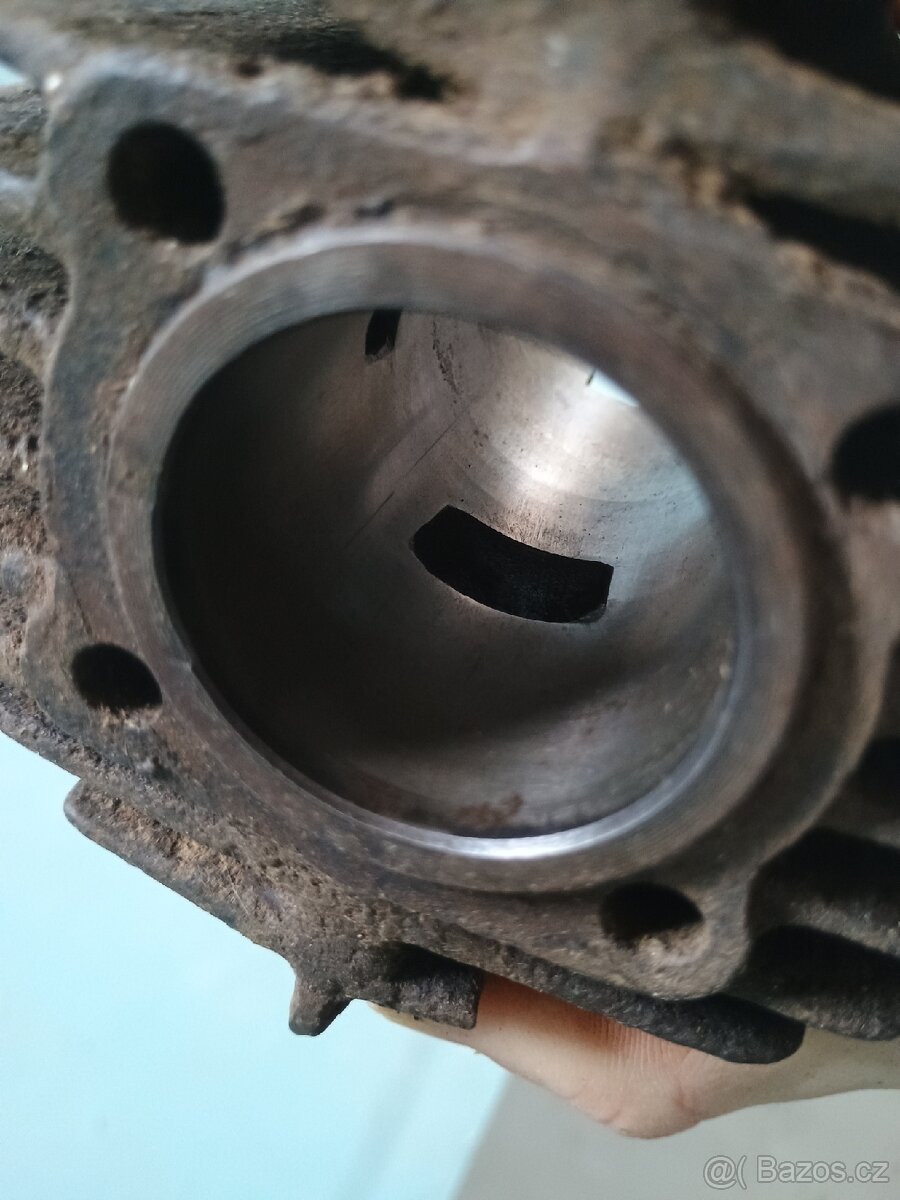 Válce Jawa 555 pařez - 16