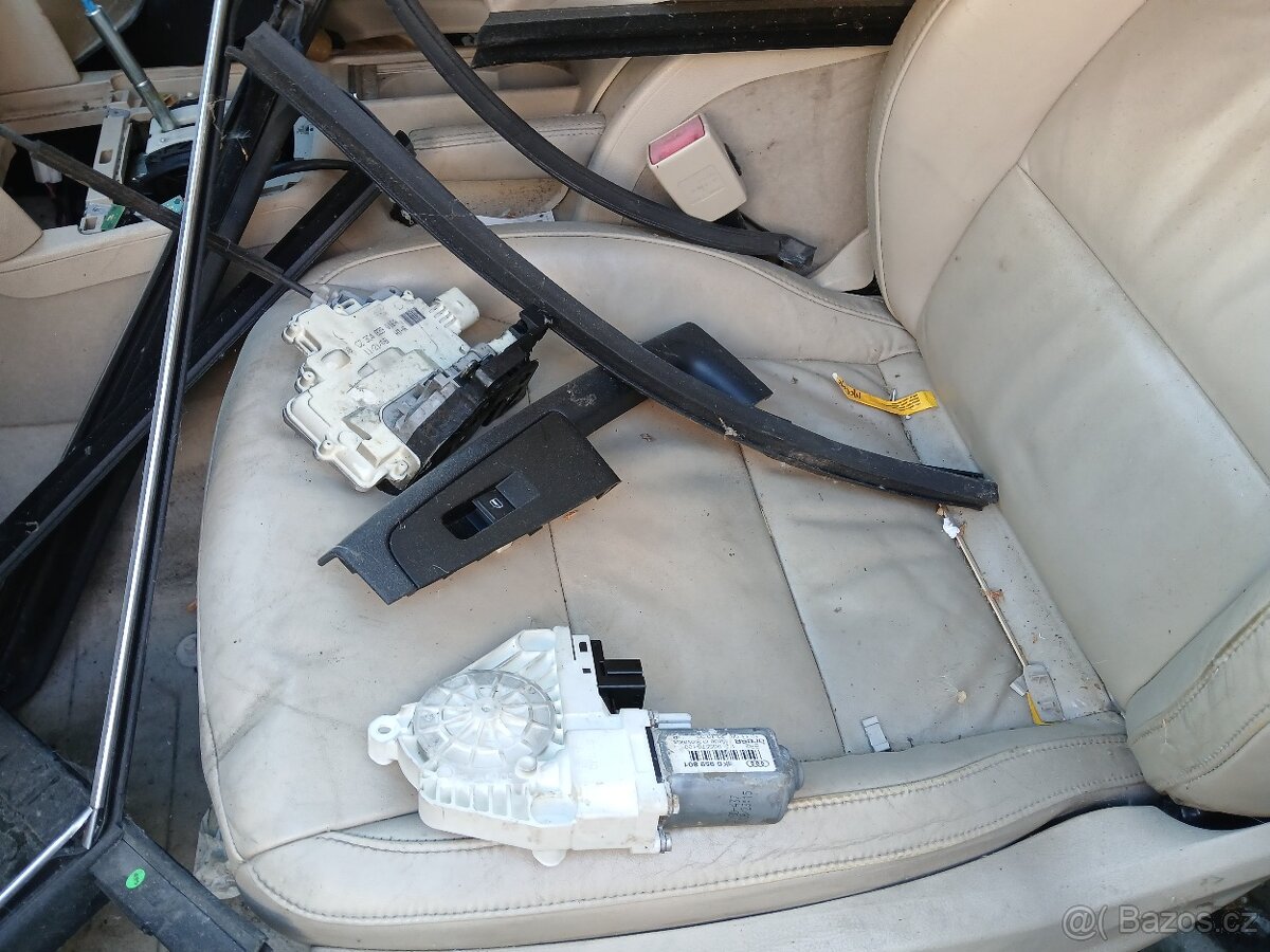 Škoda Superb 2 prodám dily - 16