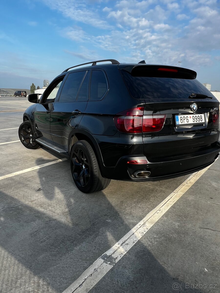BMW X5 E70 4.8i | 2007 | MAX | 7 míst - 16