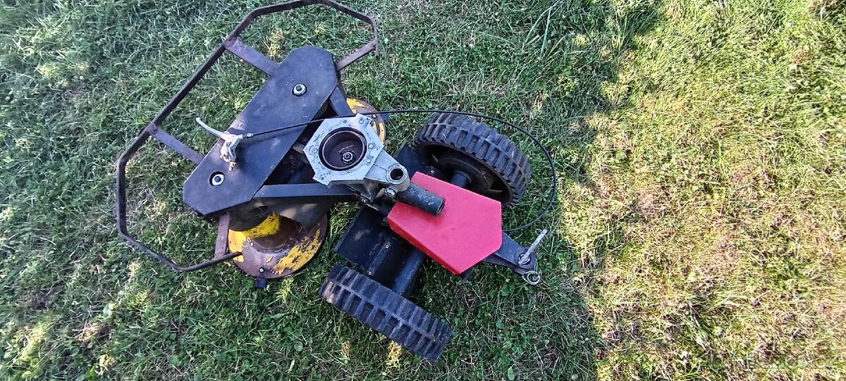 Sekačka JIKOV BDR 700 podvozek Robus - 16