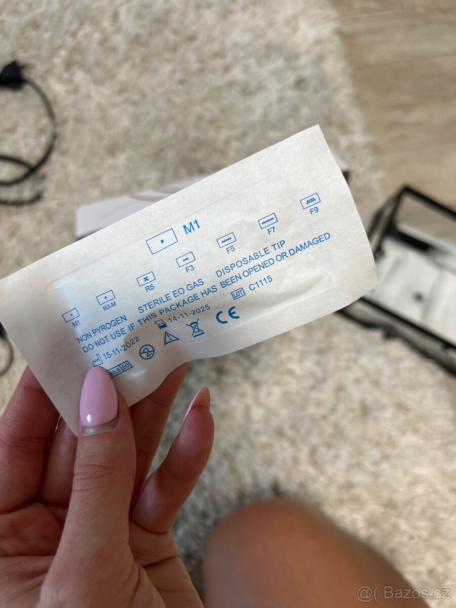 Přístroj na permanentní make-up Perfect Aurum + příslušenstv - 16