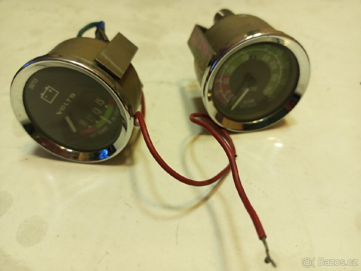 Budíky hodiny Smiths Vdo Kienzle Jaeger racing a jiné - 16