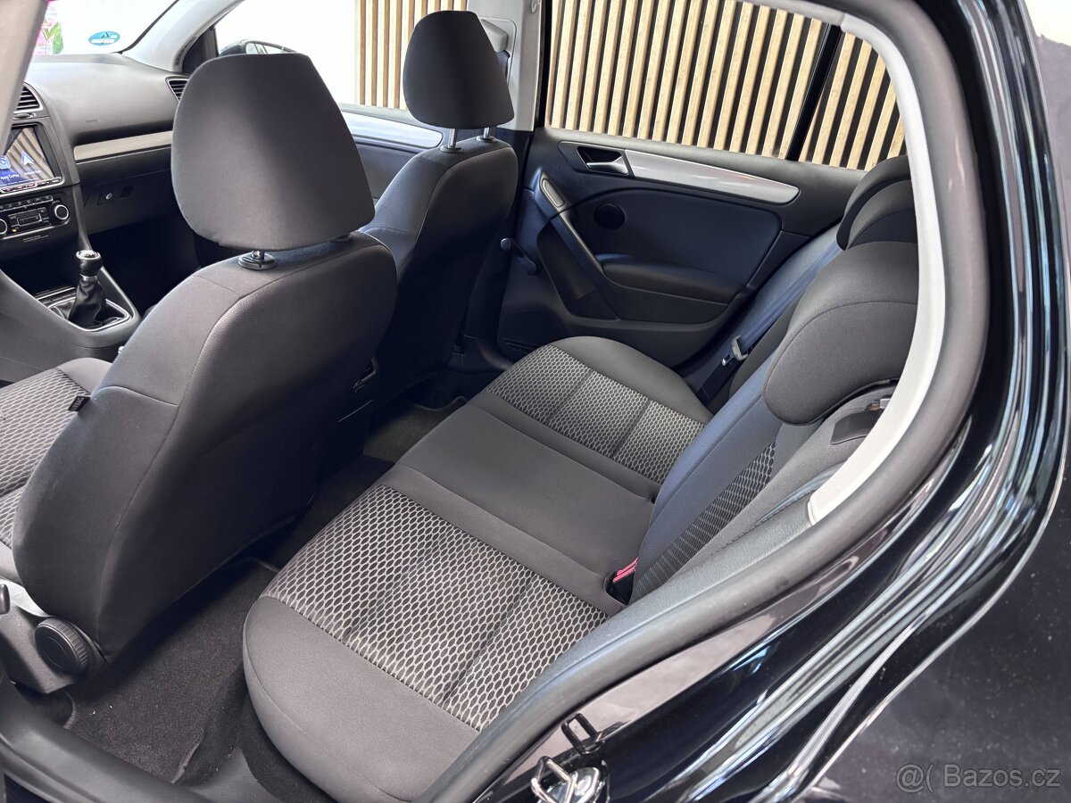 Volkswagen Golf 1.2TSI TREND - 16