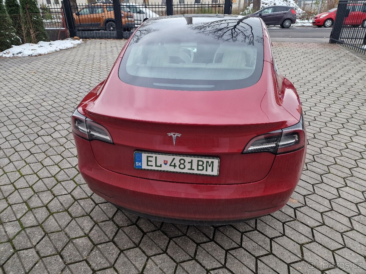 Prodám Tesla model 3 odpočet DPH - 16