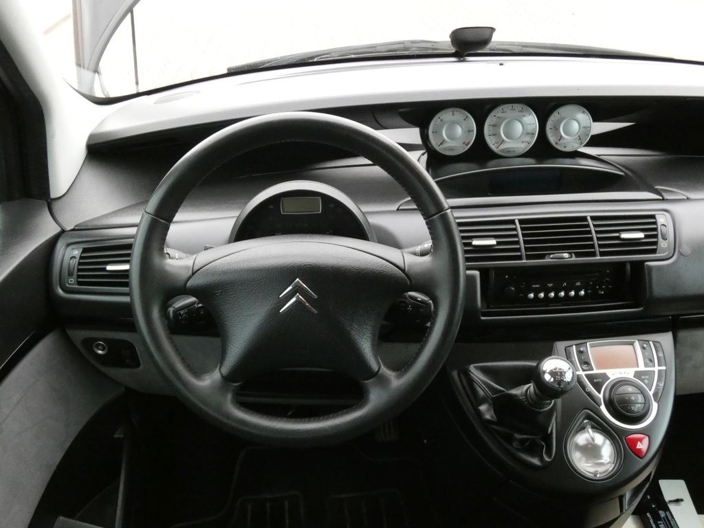 Citroën C8 2.0 HDI 7míst KOMPLET HISTORIE - 16
